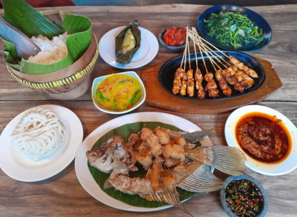 Rahasia Jualan Makanan Sampai Ludes! Panduan Lengkap Marketing Kuliner Anti Ribet